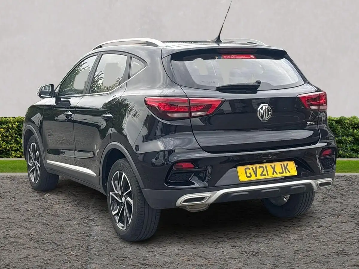 2021-mg-zs-suv-15-vti-tech-exclusive-big-4