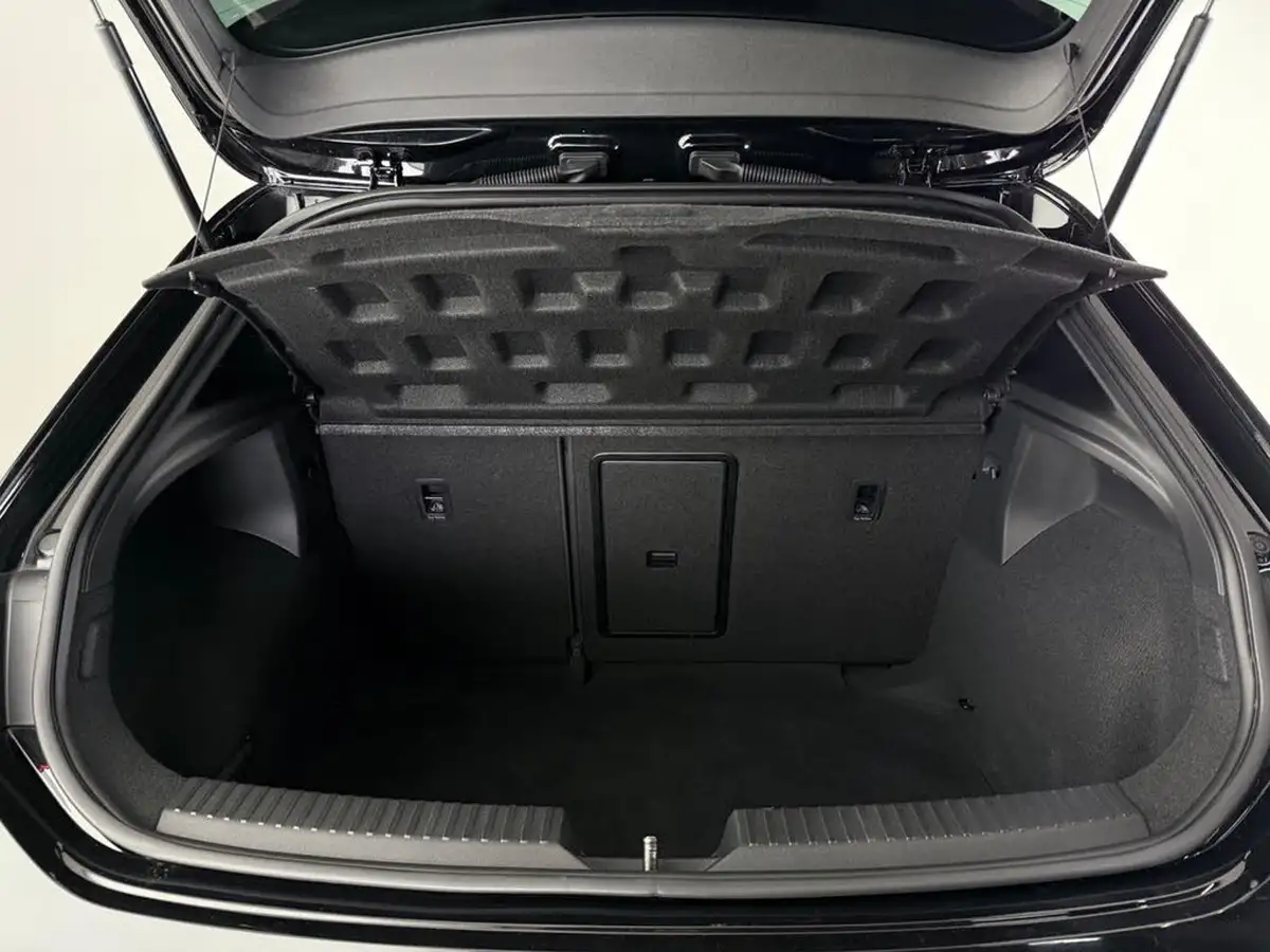 2020-seat-leon-20-tsi-cupra-290-big-11
