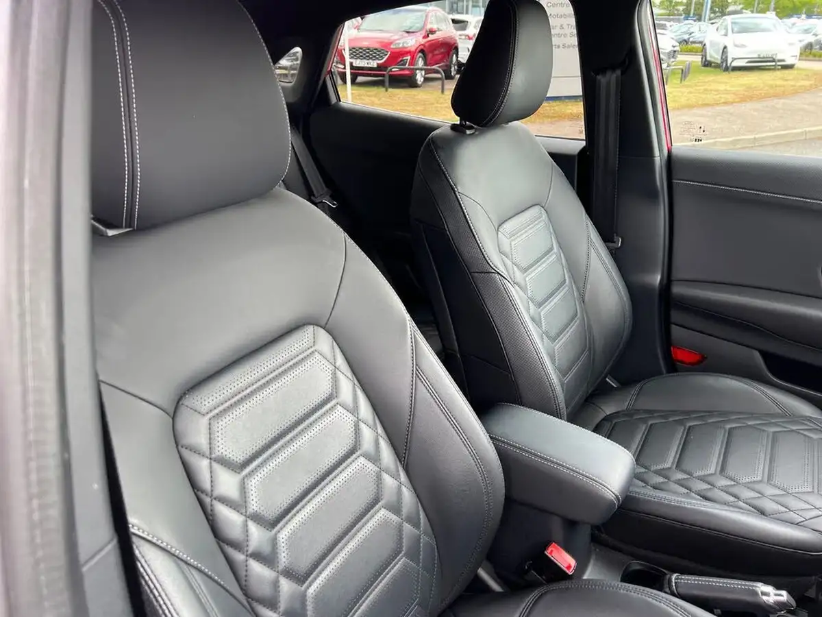 2022-ford-puma-suv-10-st-line-vignale-155ps-big-11