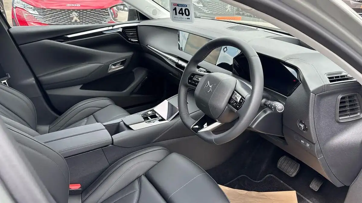 2024-ds-ds-4-e-tense-rivoli-big-10