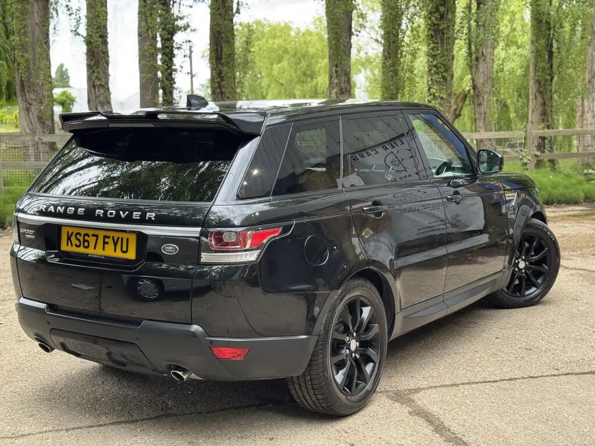 2018-land-rover-range-rover-sport-30-sd-v6-hse-sd-v6-big-30