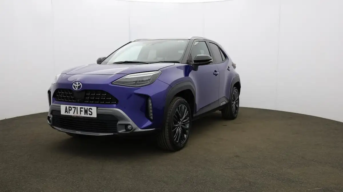 2022-toyota-yaris-cross-15-vvt-i-dynamic-big-23