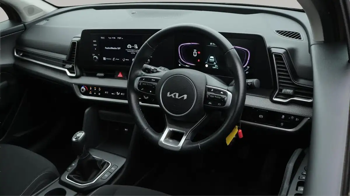 2022-kia-sportage-16-t-gdi-2-148bhp-1598cc-big-9
