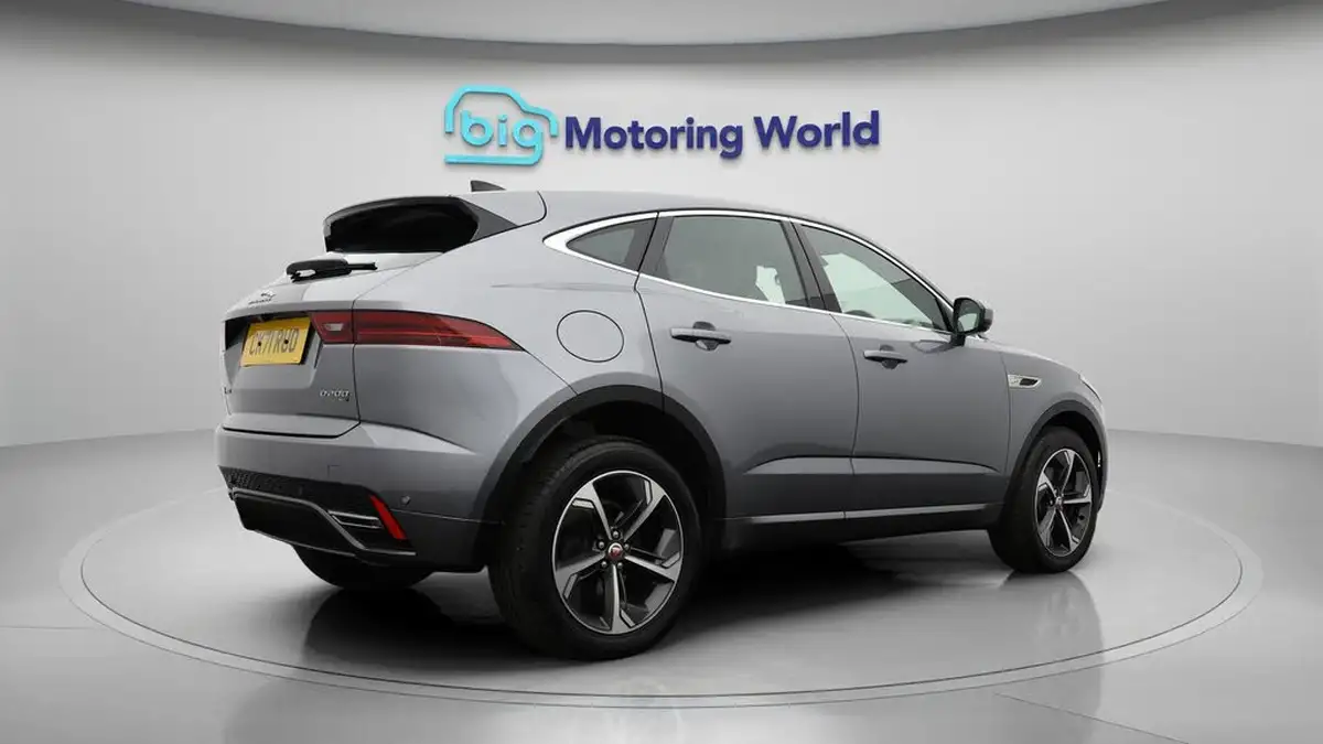 2021-jaguar-e-pace-20-d200-r-dynamic-se-big-7