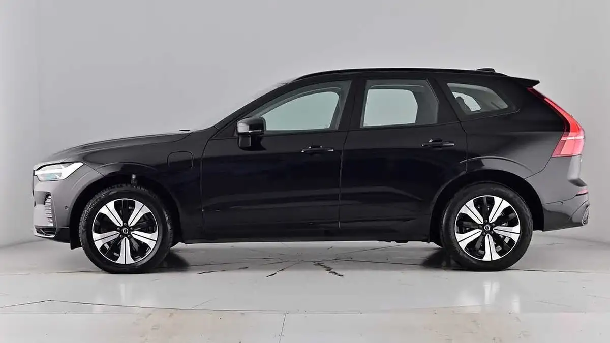 2023-volvo-xc60-20-b5-plus-big-6
