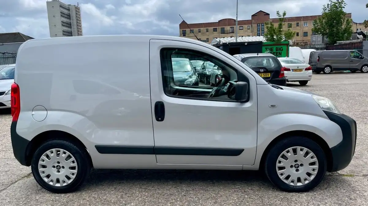 2014-citroen-nemo-13td-660-enterprise-special-edition-panel-big-7