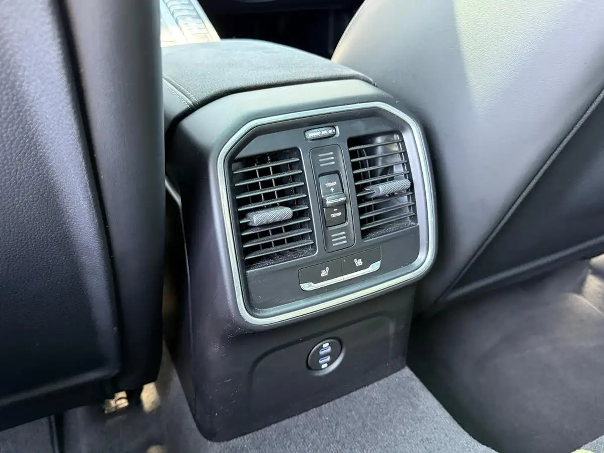 2021-porsche-macan-29-v6-gts-380ps-big-26