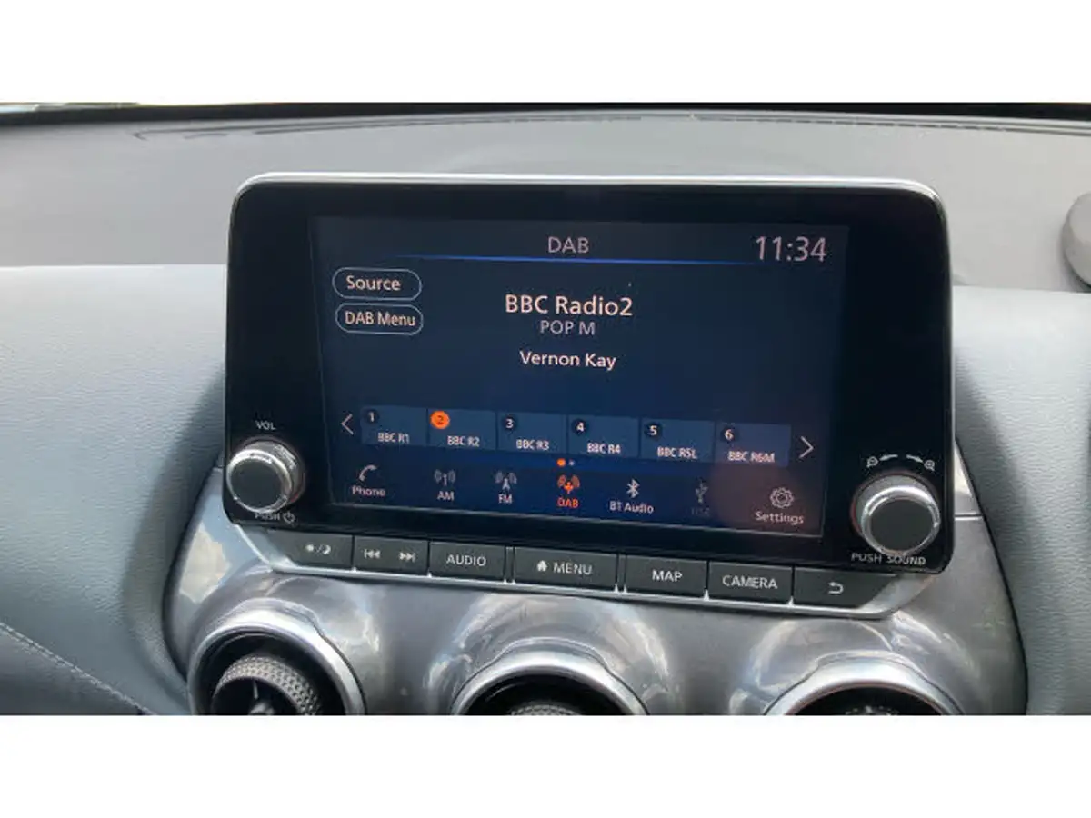 2021-nissan-juke-10-dig-t-n-connecta-big-11