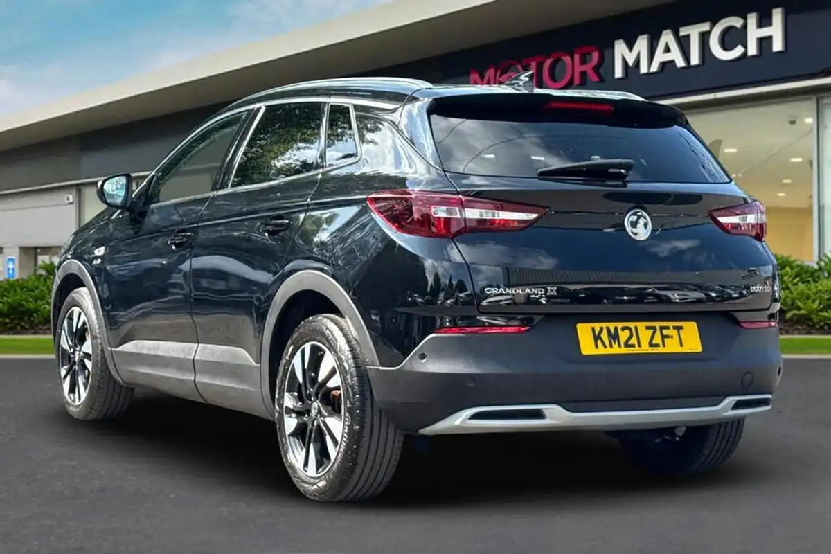 2021-vauxhall-grandland-x-12-griffin-big-1