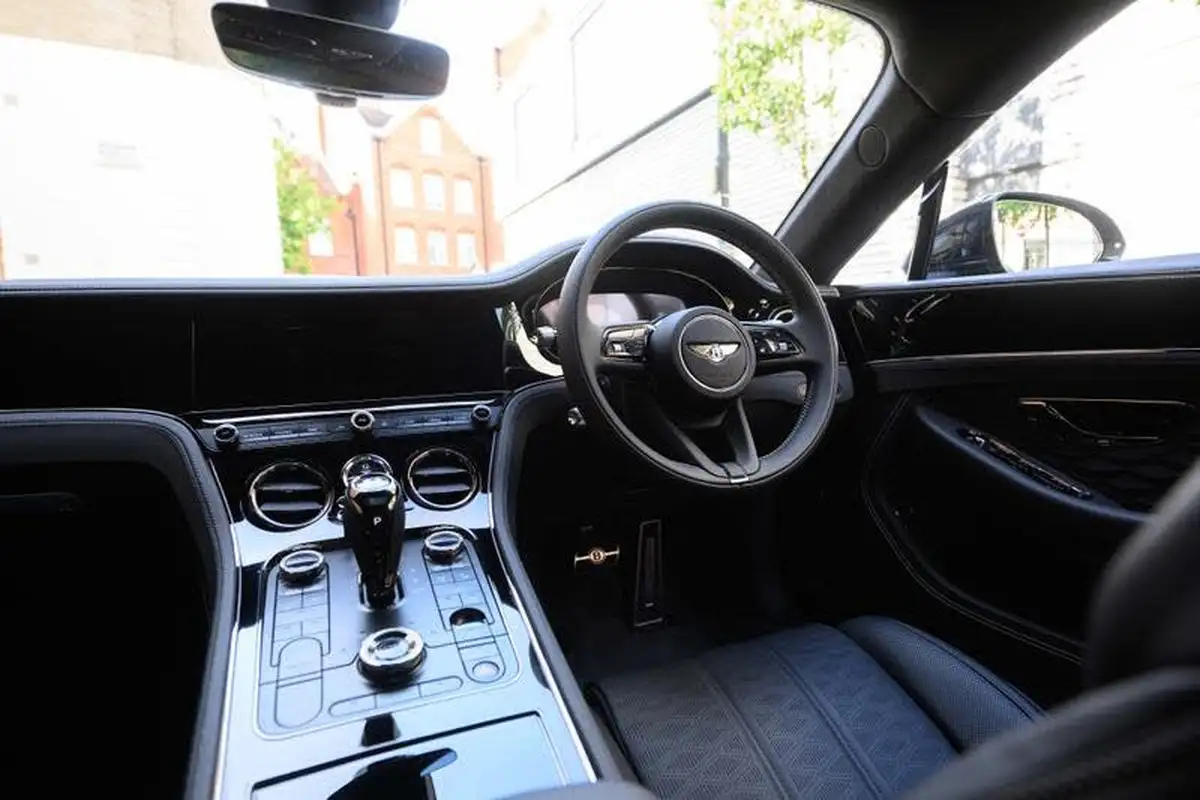 2024-bentley-continental-big-64