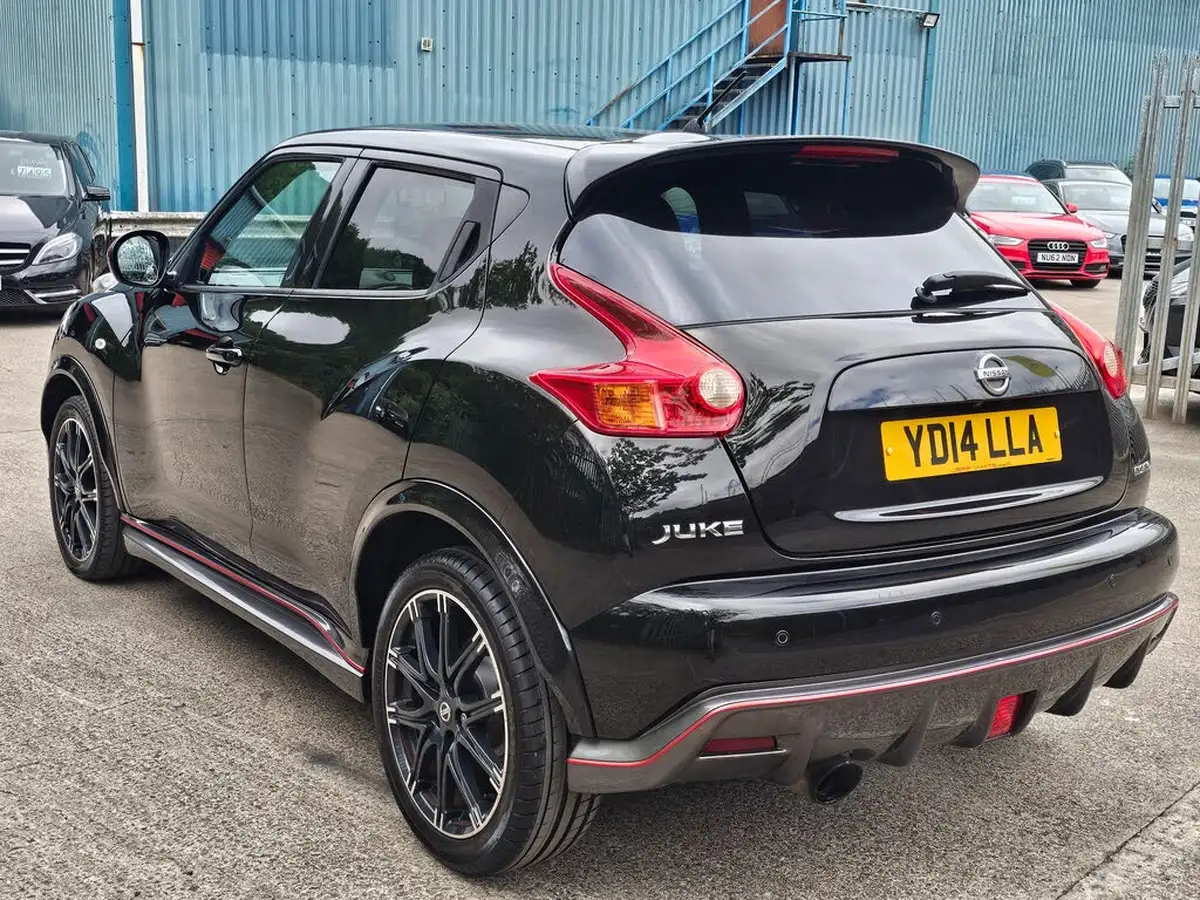 2014-nissan-juke-16-nismo-big-7