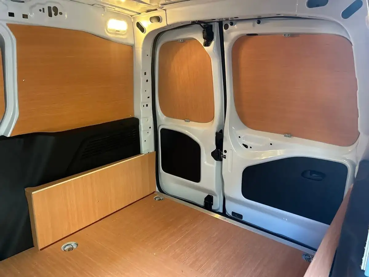 2024-peugeot-partner-15-bluehdi-professional-100pseu6d-big-23