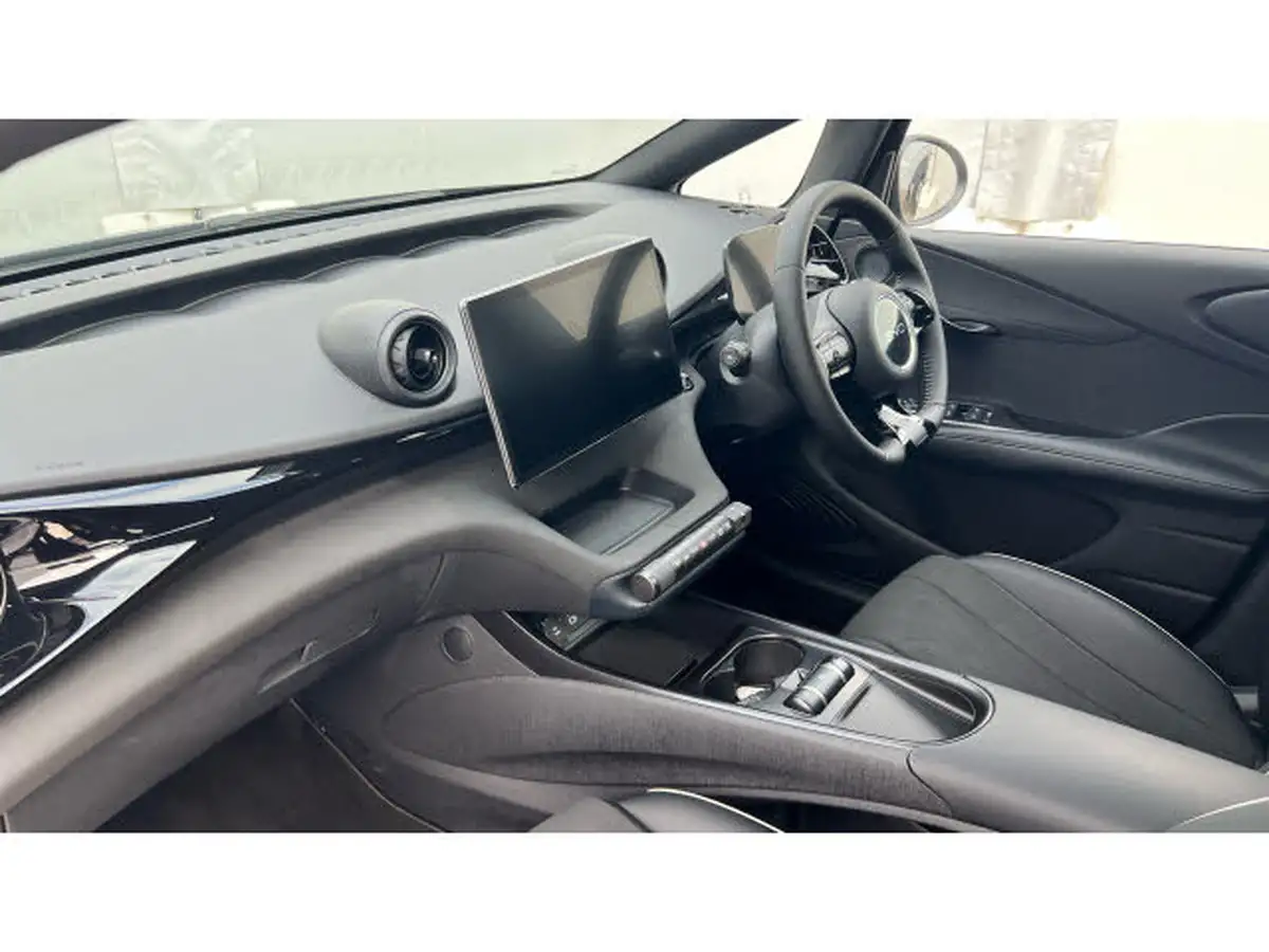 2025-byd-dolphin-e-comfort-big-8