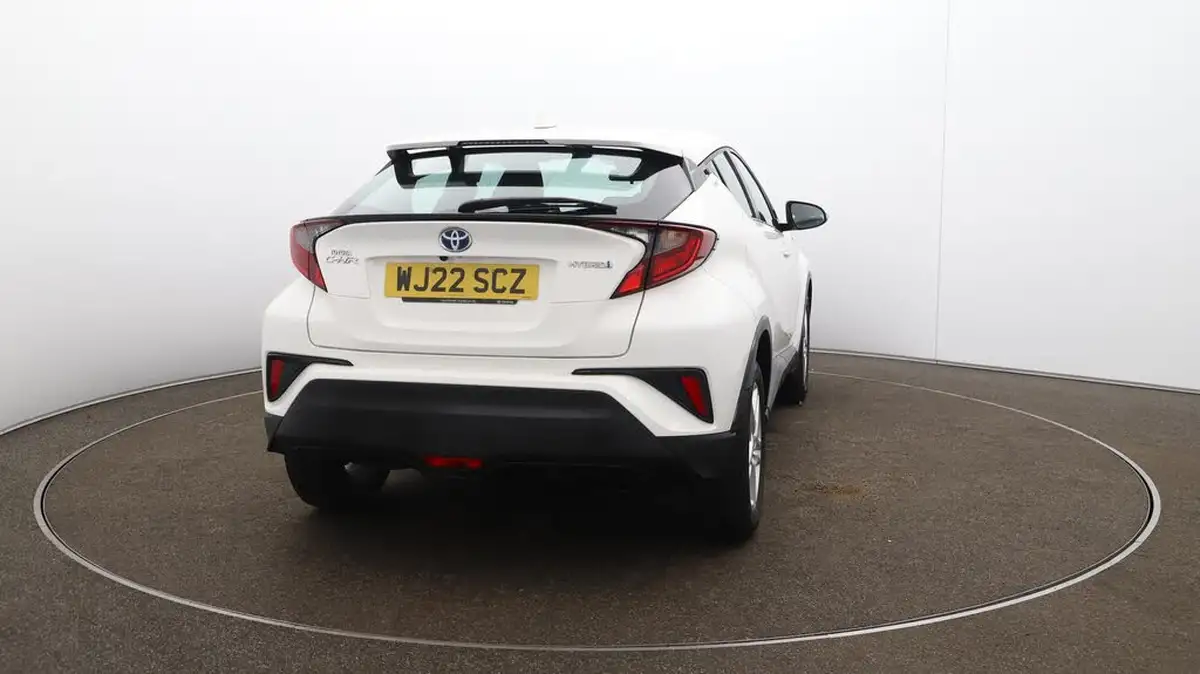 2022-toyota-c-hr-18-vvt-i-icon-big-57