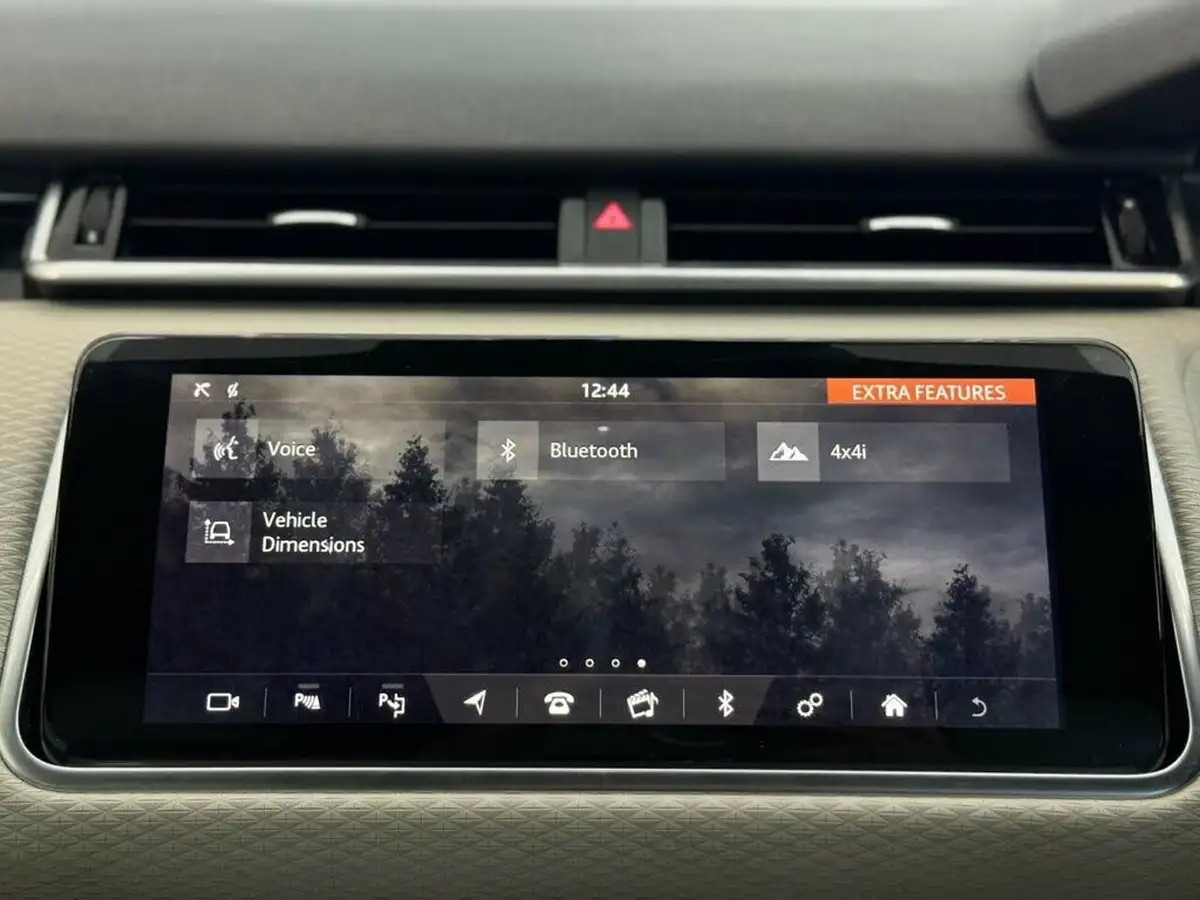 2018-land-rover-range-rover-velar-20-d180-r-dynamic-se-big-31
