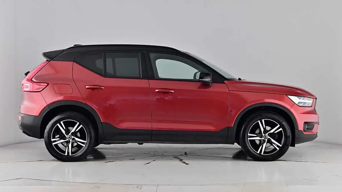 2021-volvo-xc40-15-t3-r-design-161bhp-big-78