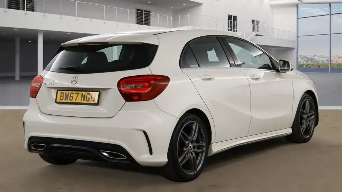 2018-mercedes-benz-a-class-15d-a180d-amg-line-109ps-ss-hatchback-5d-big-7