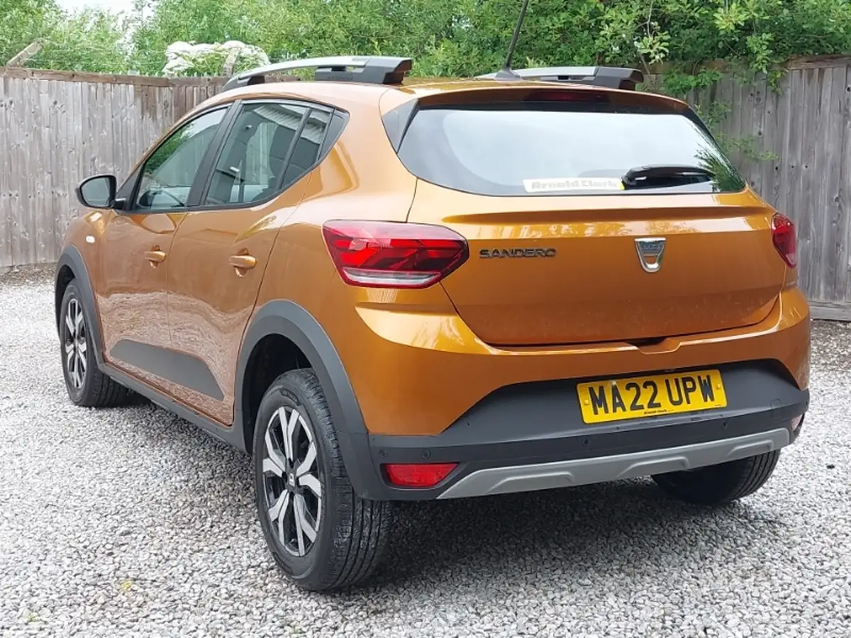 2022-dacia-sandero-stepway-10-tce-prestige-90bhp-auto-big-1