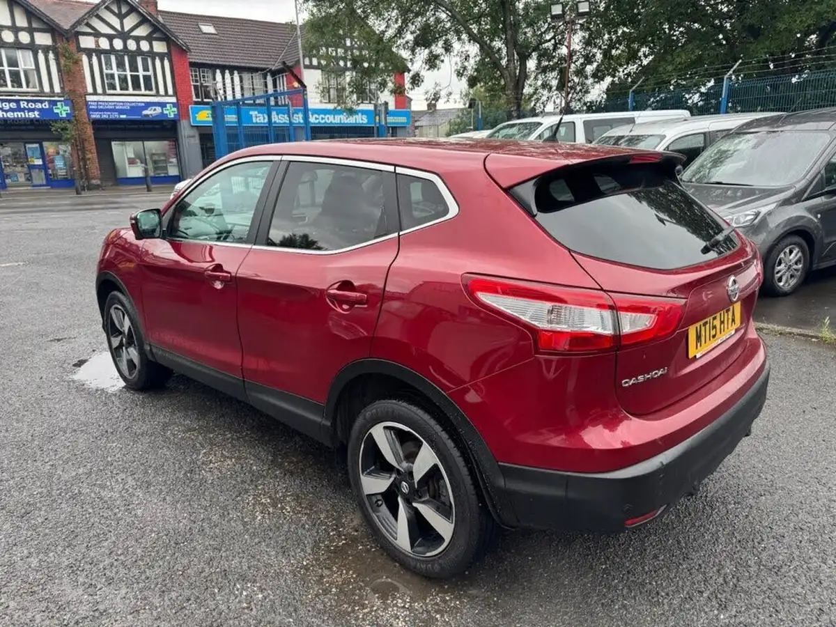 2015-nissan-qashqai-12-n-tec-big-4