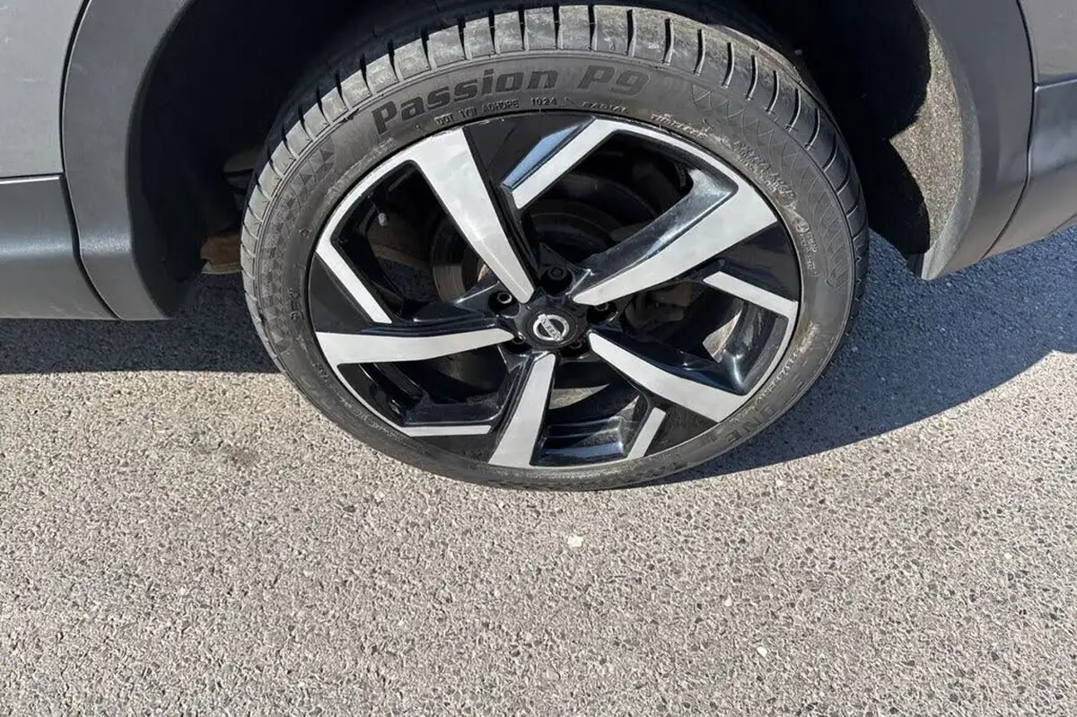 2017-nissan-qashqai-16-dig-t-tekna-big-22