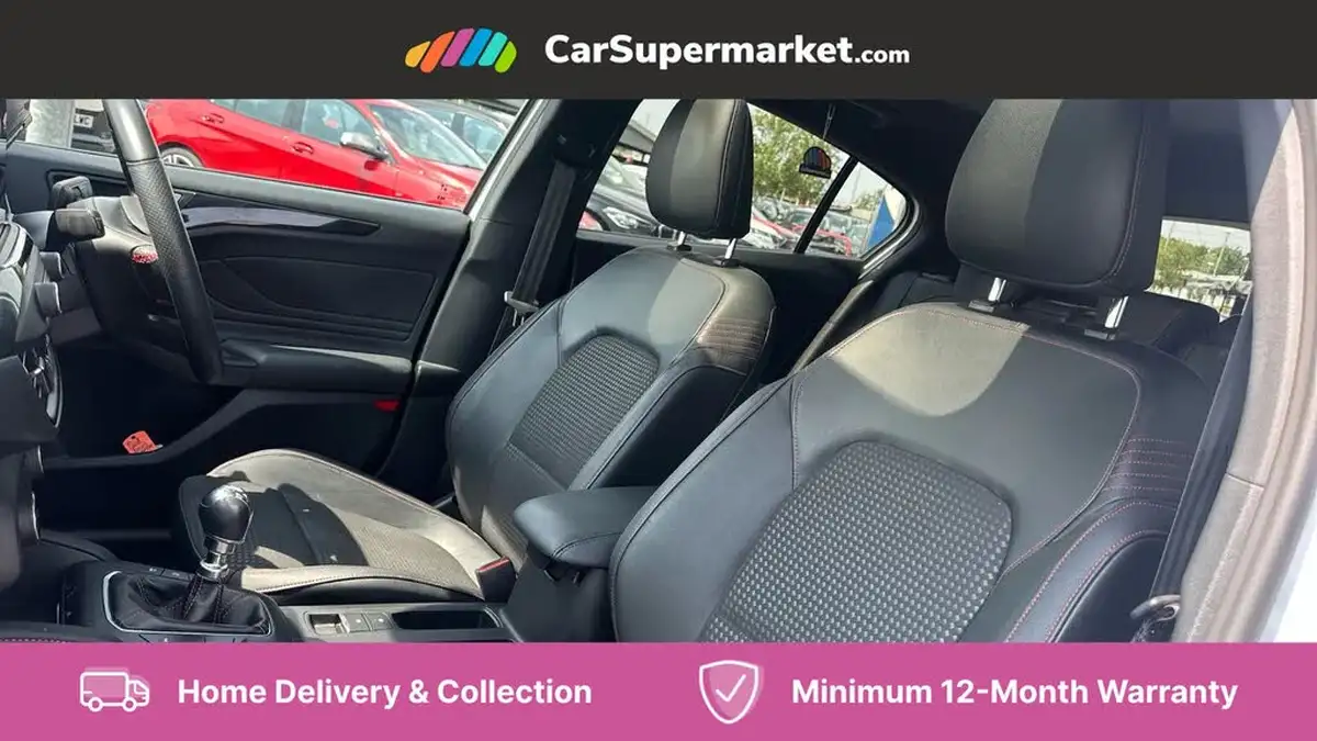 2020-ford-focus-15-st-line-x-hatchback-big-14