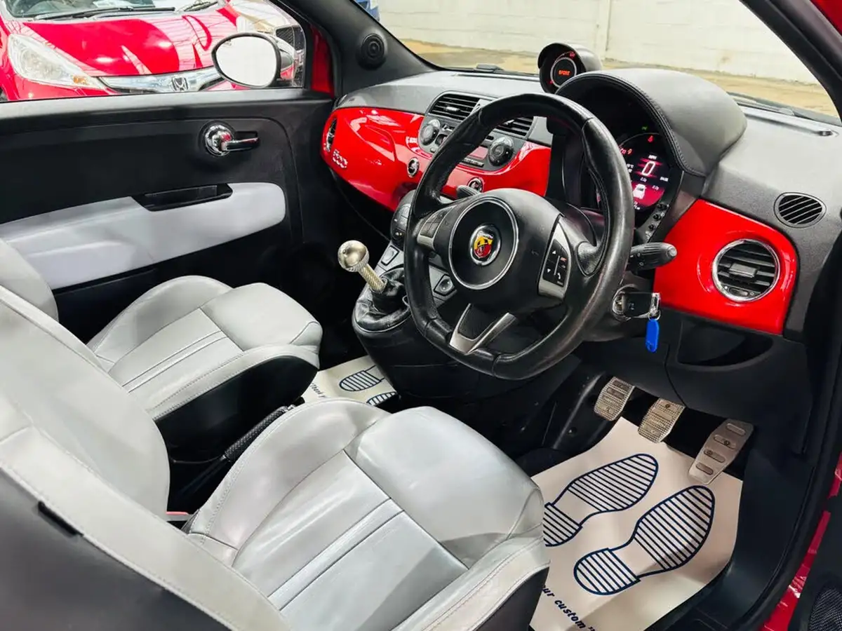 2014-fiat-500-14-abarth-595-turismo-big-9