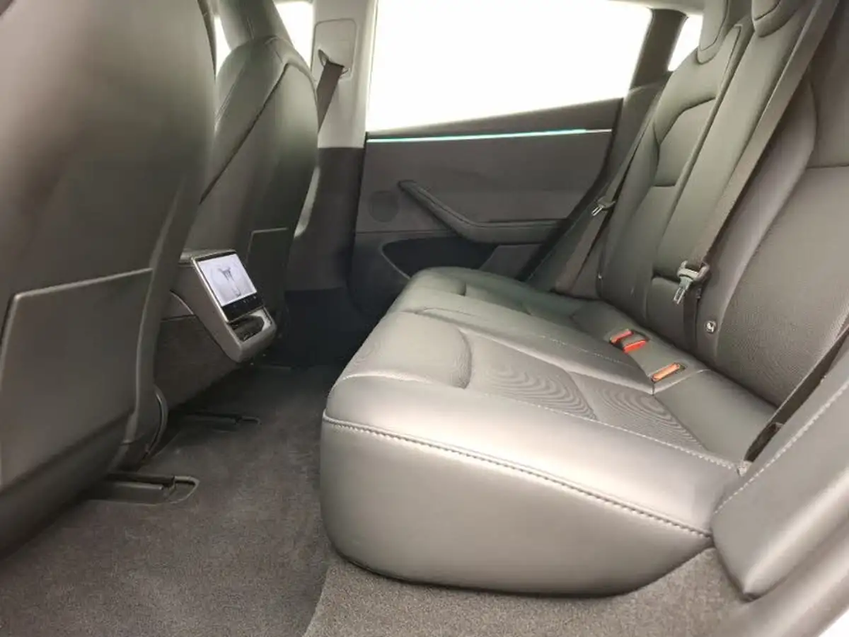 2024-tesla-model-3-e-rwd-big-5