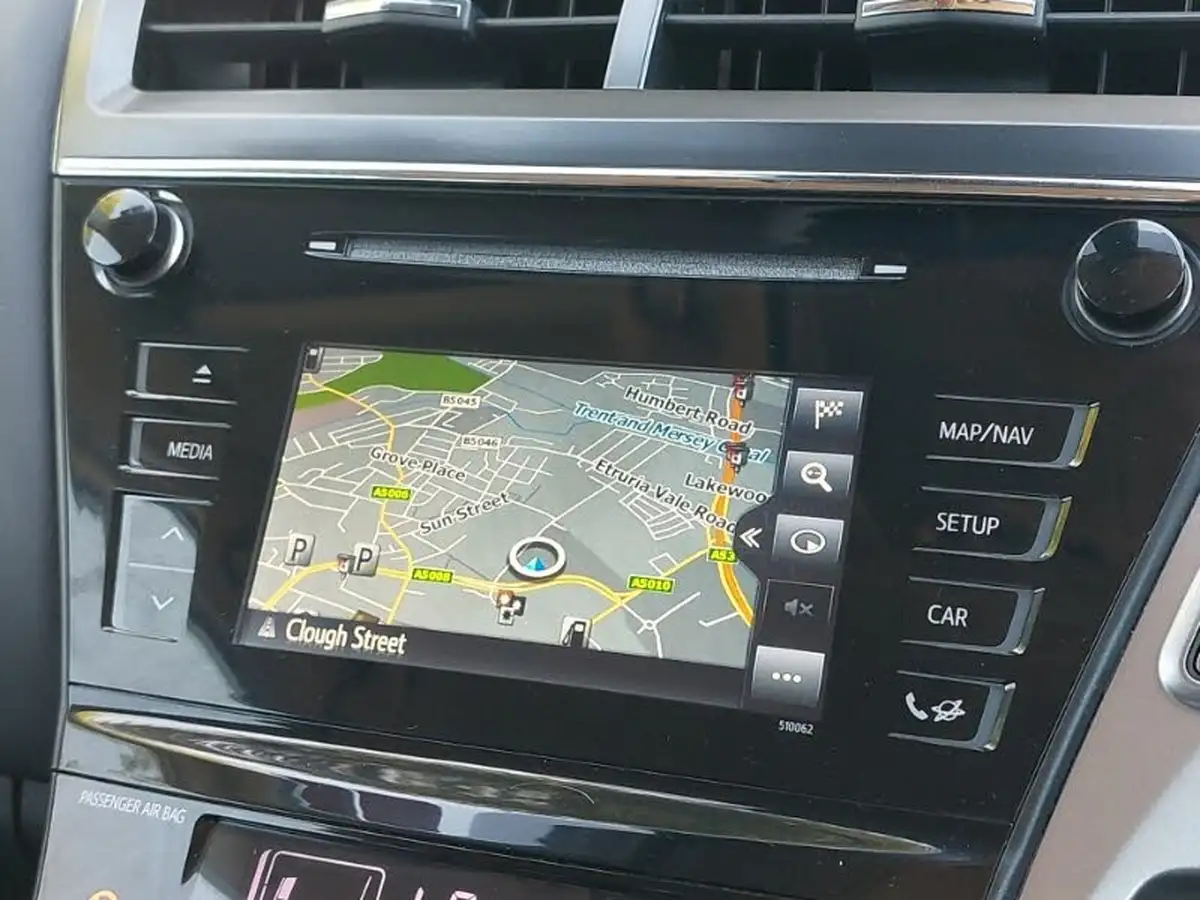 2020-toyota-prius-18-vvt-i-excel-big-9