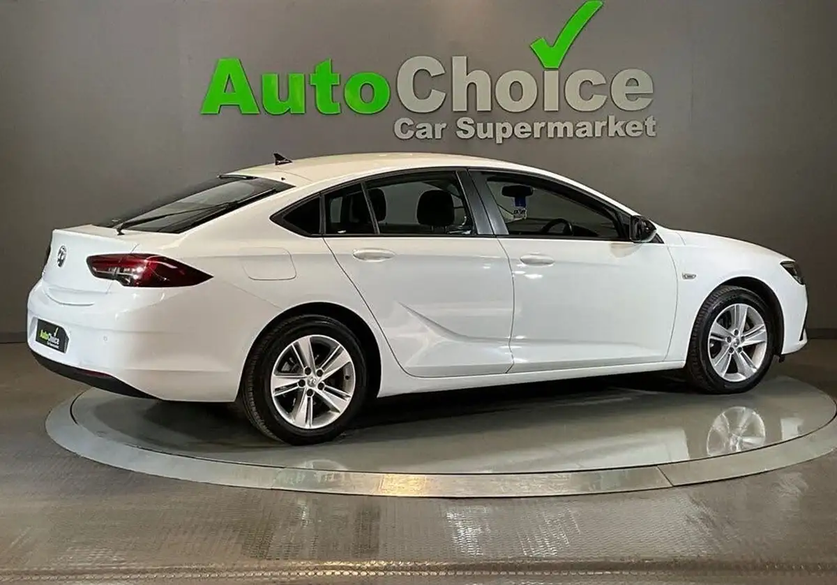2021-vauxhall-insignia-grand-sport-15-turbo-d-se-nav-big-17
