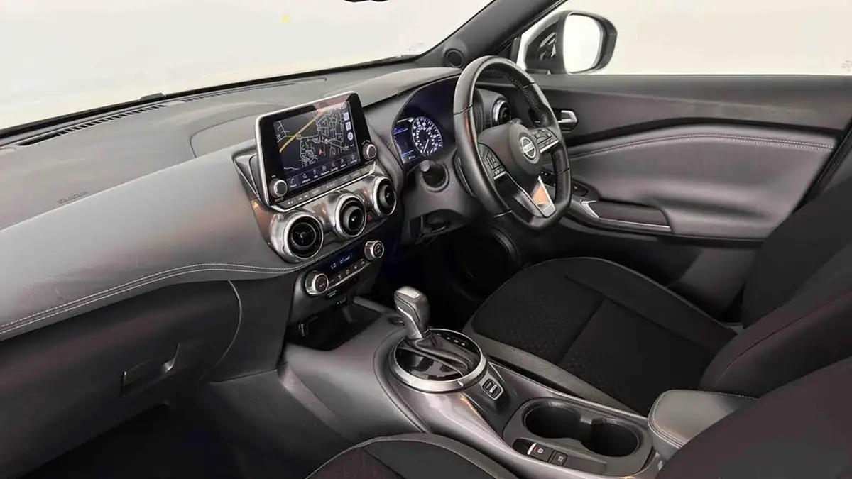 2022-nissan-juke-10-dig-t-n-connecta-dct-big-3