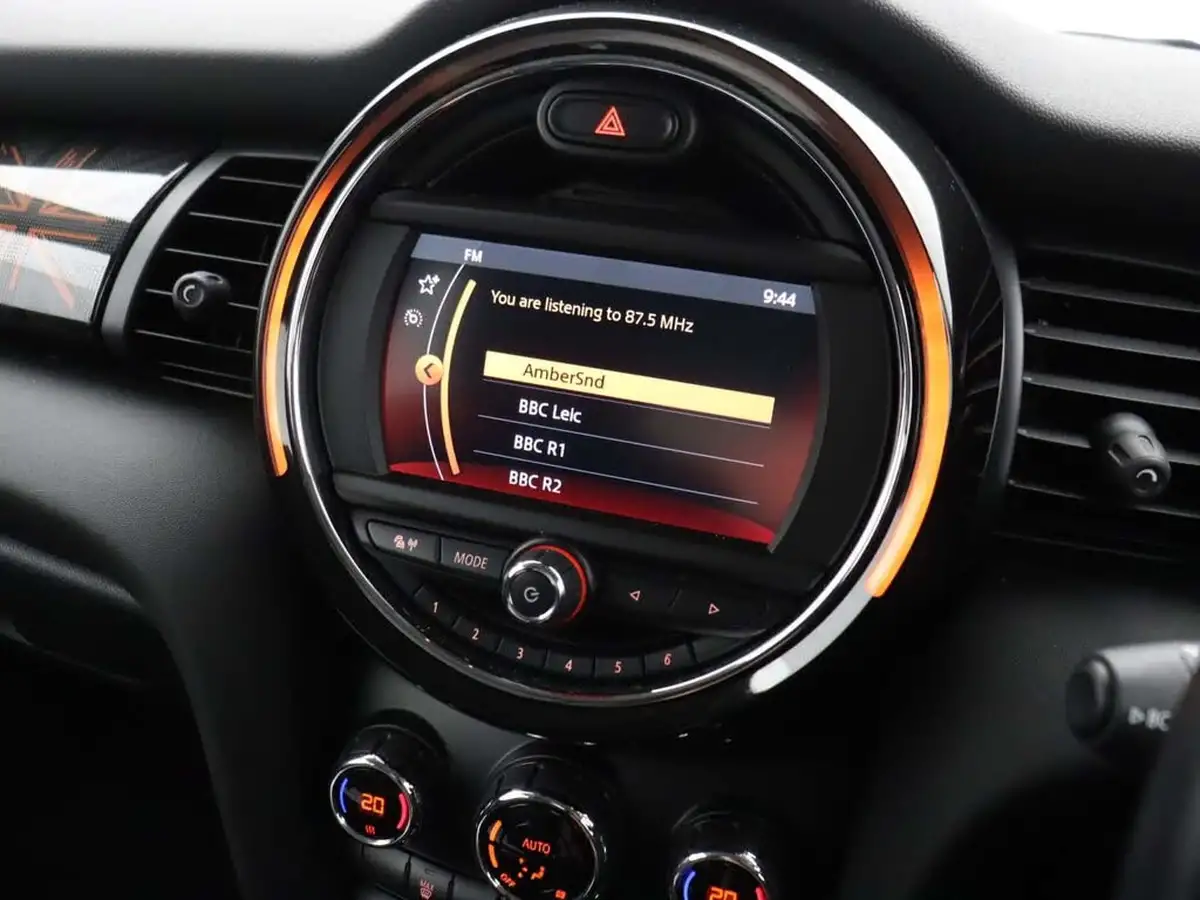 2018-mini-cooper-15-cooper-ss-hatchback-3d-auto-big-26