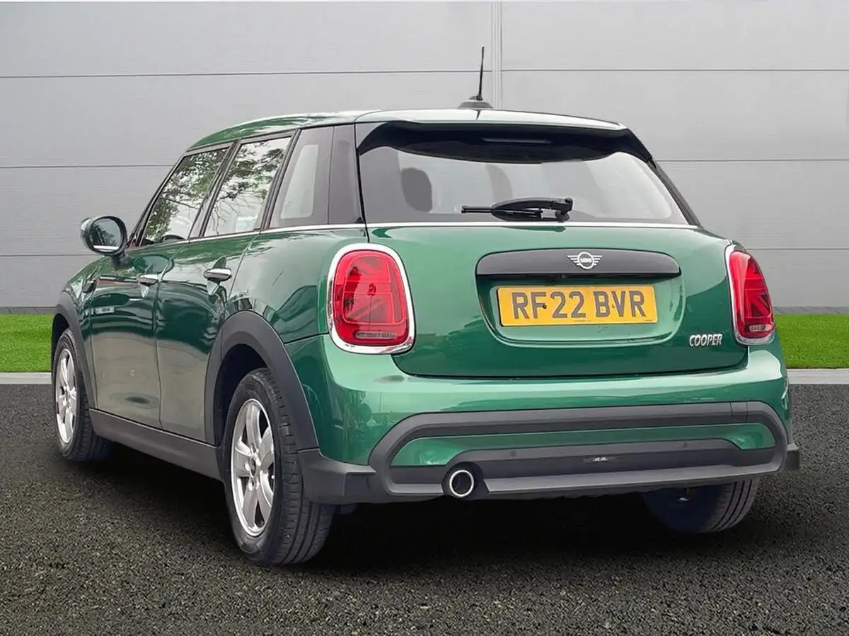 2022-mini-cooper-15-cooper-classic-premium-hatchback-5d-auto-big-4