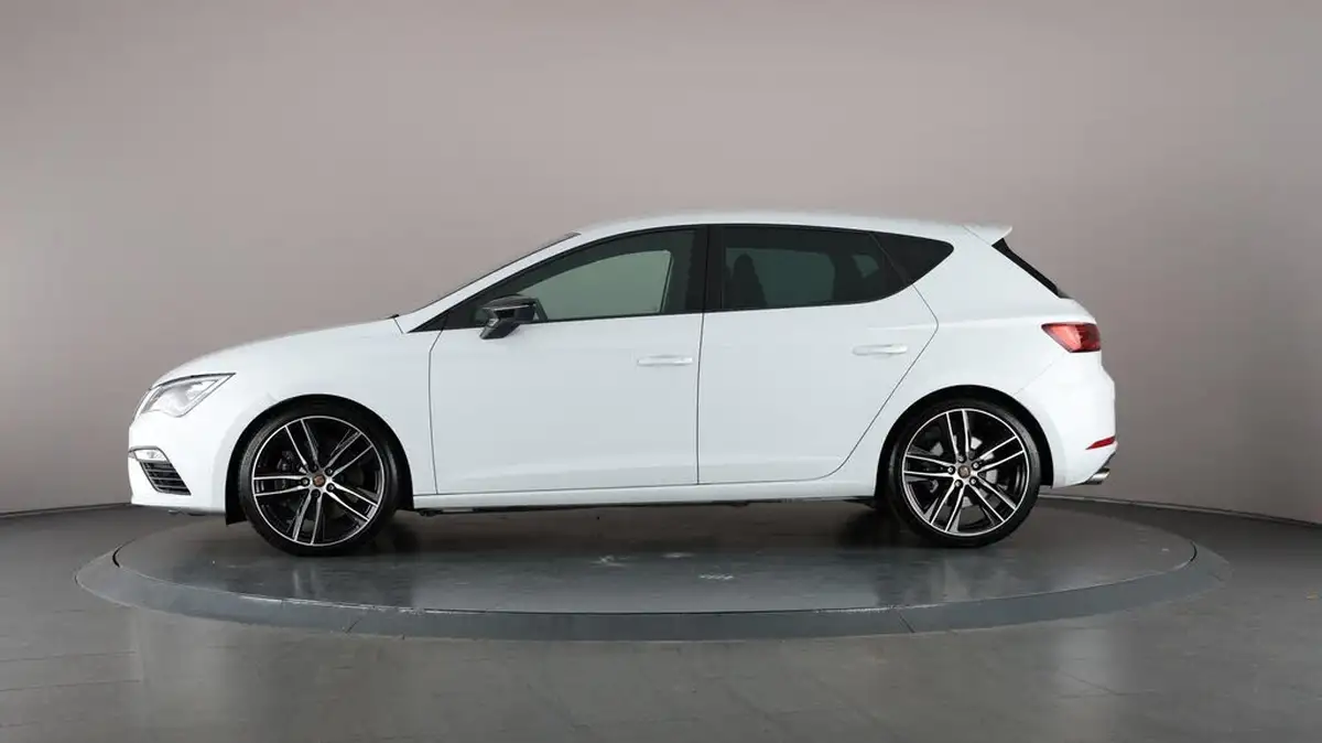 2020-seat-leon-20-tsi-cupra-lux-big-18