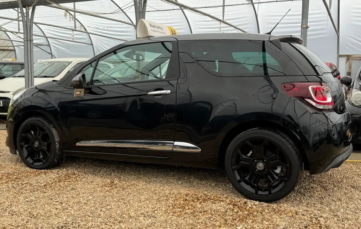 2013-citroen-ds3-16-dstyle-plus-vti-big-16