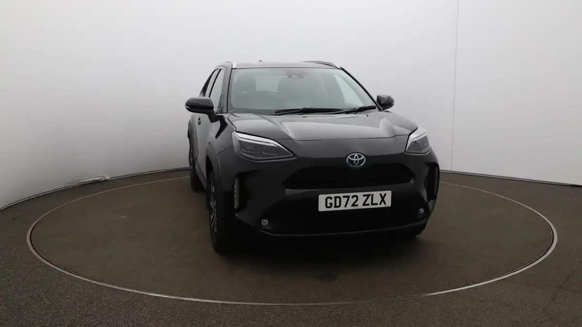 2022-toyota-yaris-cross-15-vvt-i-design-big-41