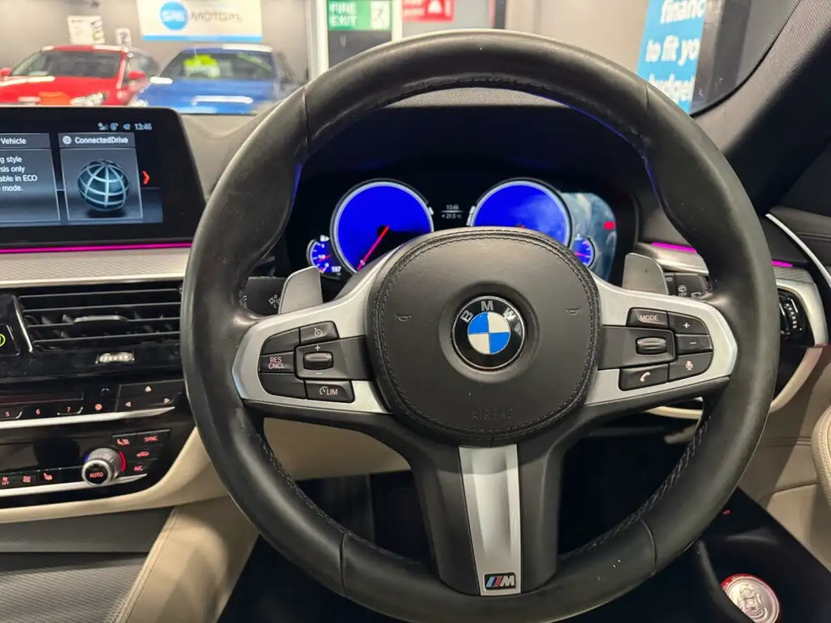 2018-bmw-5-series-20-530i-m-sport-touring-5d-big-35