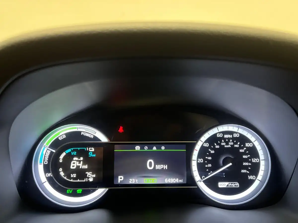 2018-kia-niro-16-gdi-3-156kwh-16-alloy-wheels-big-24
