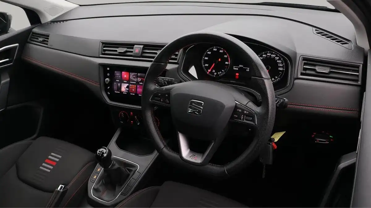 2019-seat-ibiza-10-tsi-fr-115ps-big-9