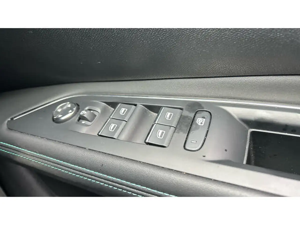 2024-peugeot-5008-suv-12-allure-premium-big-22