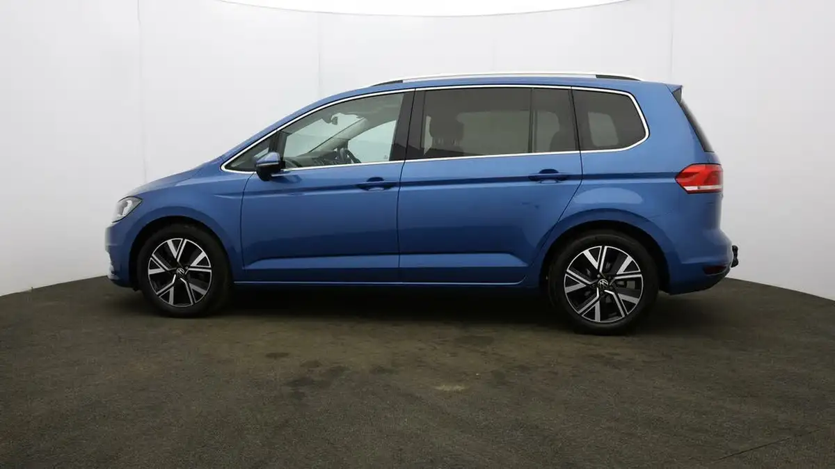 2021-volkswagen-touran-15-tsi-sel-dsg-big-63