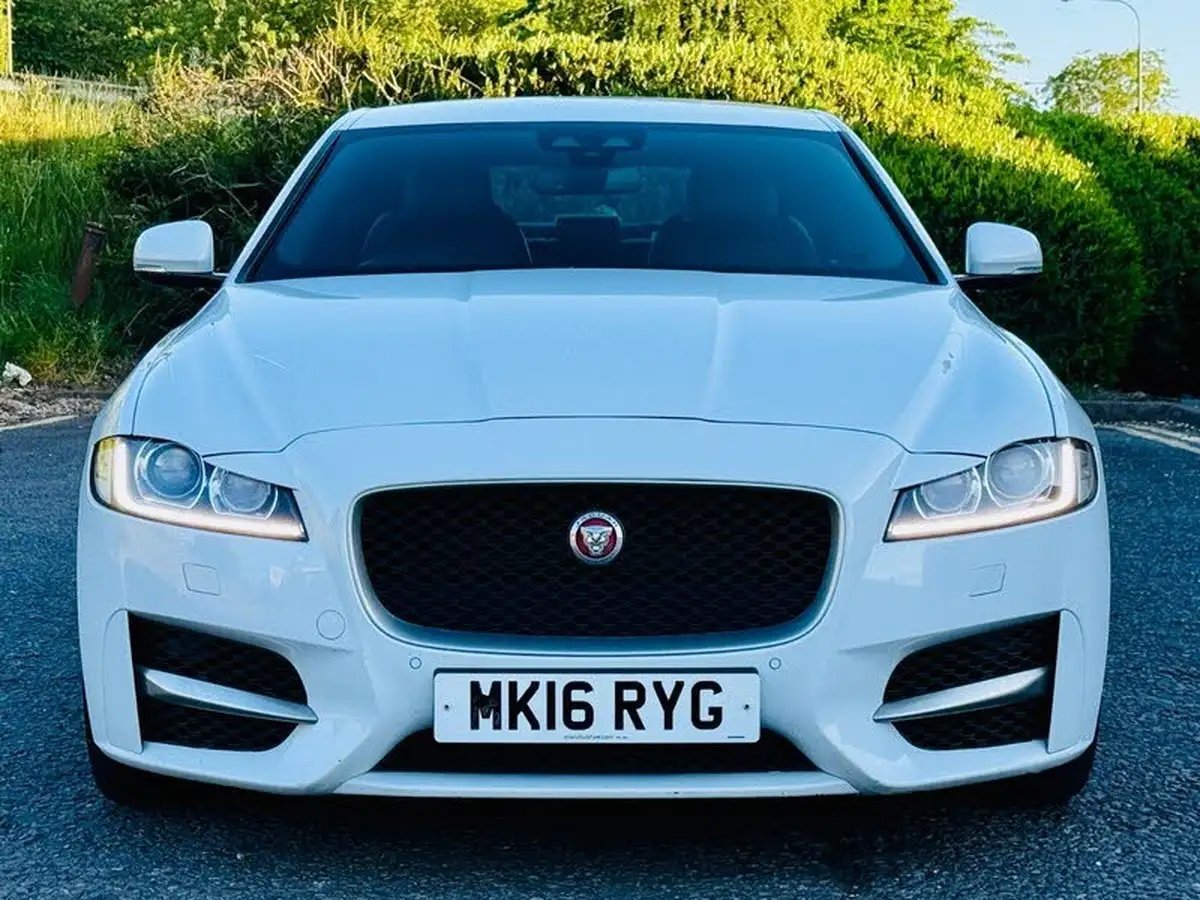2016-jaguar-xf-20td-r-sport-180ps-auto-big-4