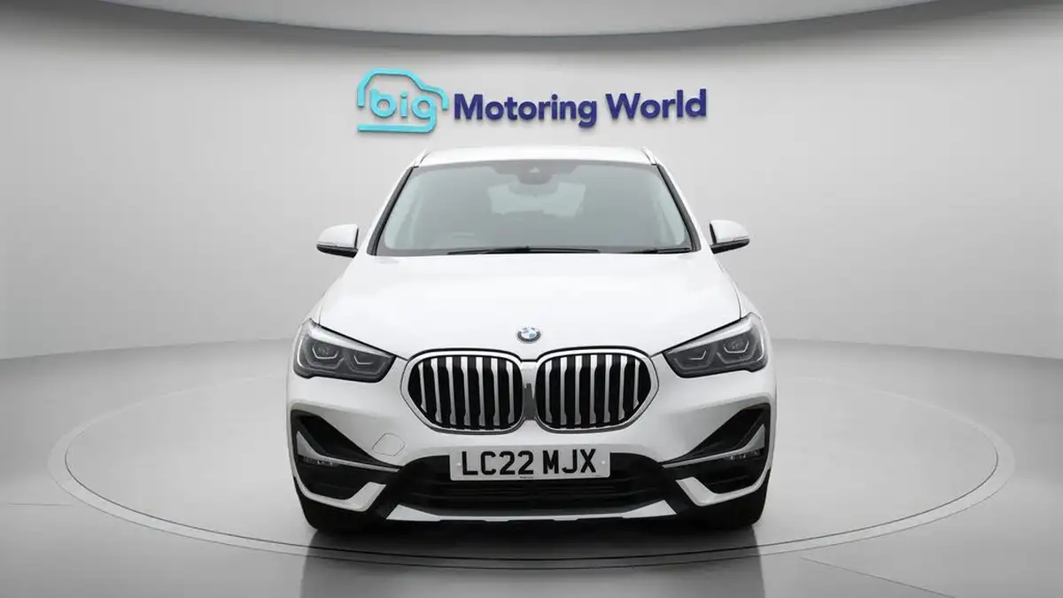 2022-bmw-x1-20-xdrive20i-xline-big-2