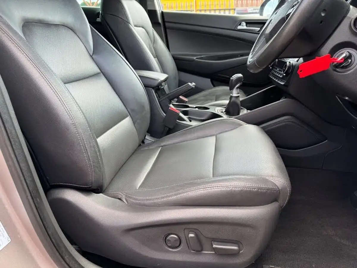 2015-hyundai-tucson-20crdi-blue-drive-premium-big-30