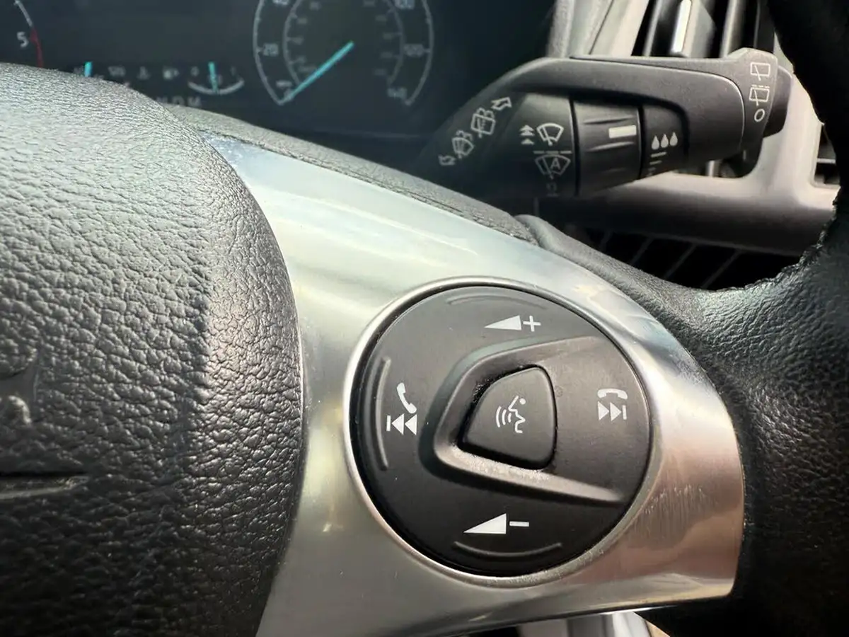 2022-ford-grand-tourneo-connect-15-titanium-120ps-ecoblue-1499cc-powershift-big-48