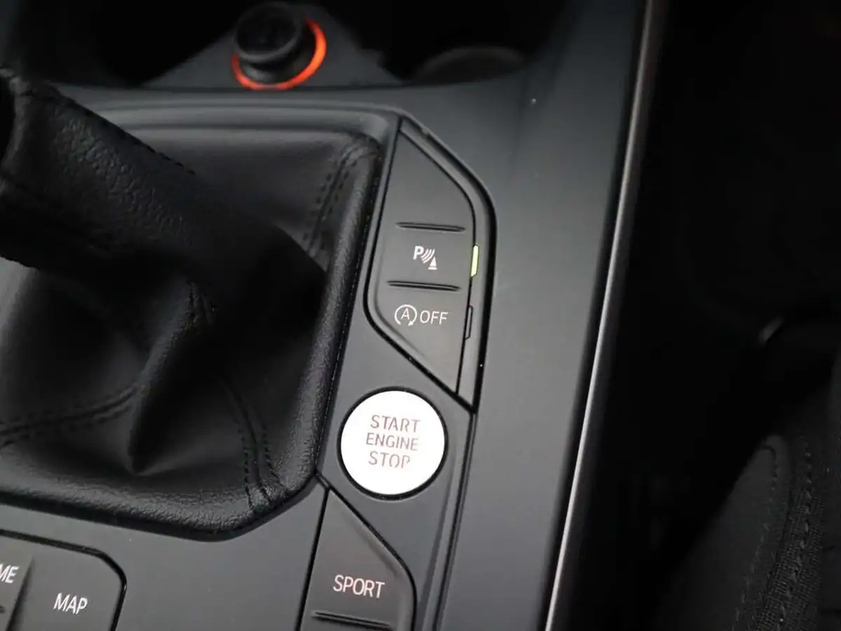 2021-bmw-1-series-15td-116d-se-lcp-big-28