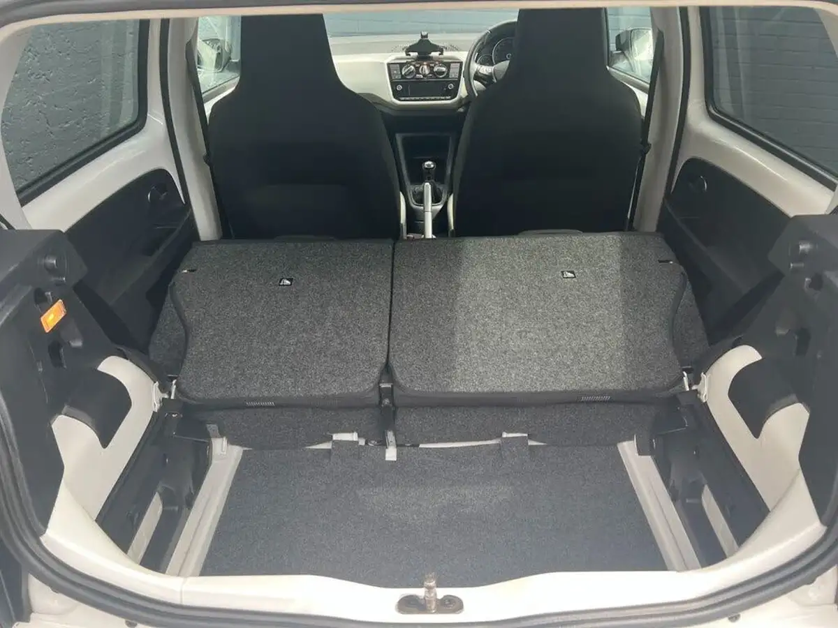 2017-volkswagen-up-10-high-up-75ps-5d-big-17