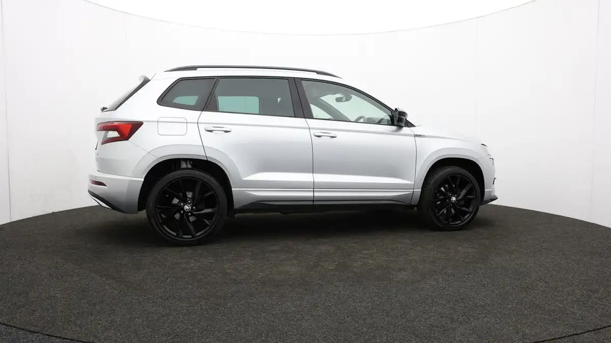 2019-skoda-karoq-20-tsi-sportline-big-40