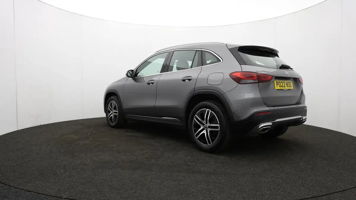 2022-mercedes-benz-gla-class-13-gla-200-sport-executive-big-79