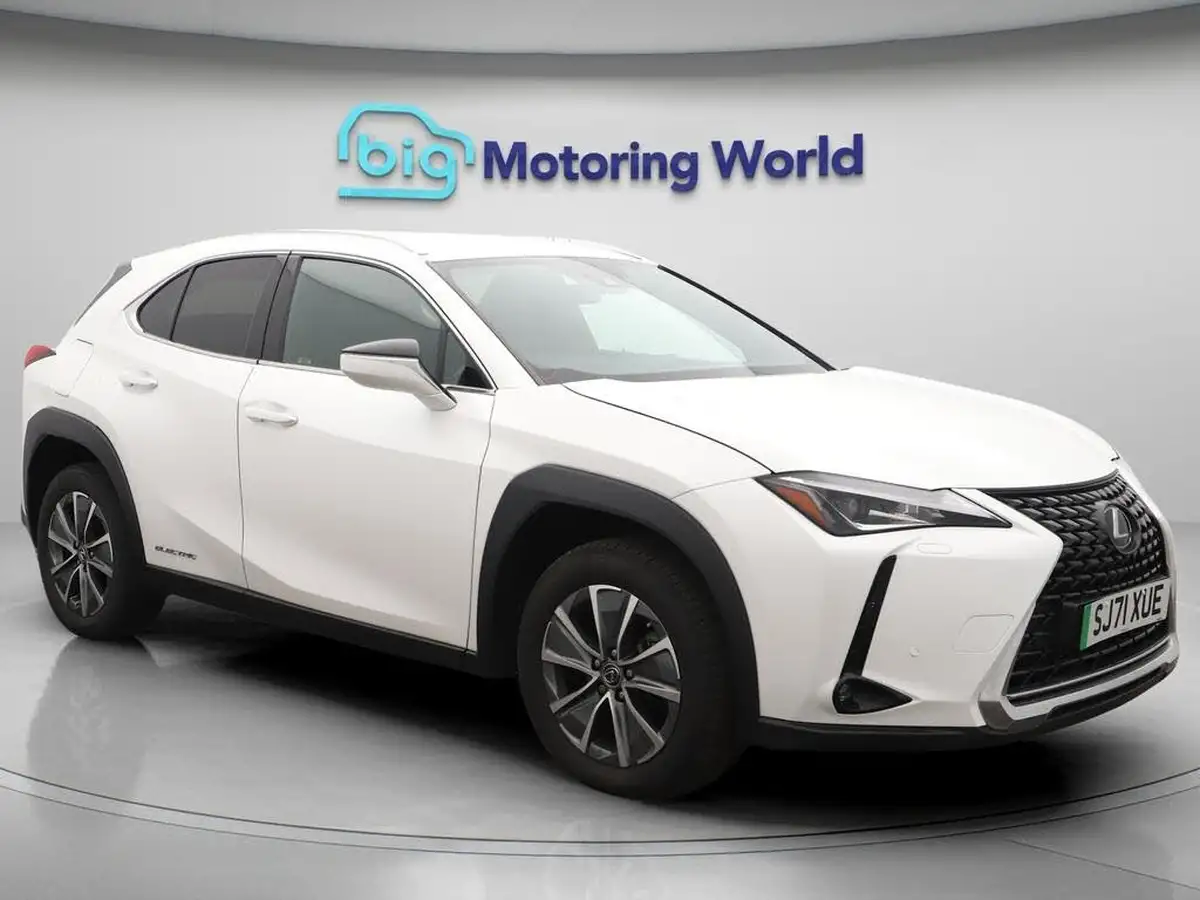 2021-lexus-ux-300e-e-ux-big-26