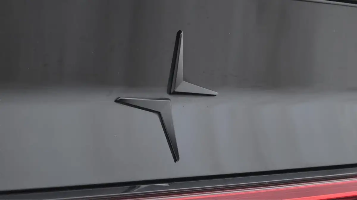 2022-polestar-polestar-2-e-ps2-300kw-long-dual-big-21